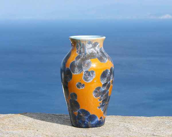 crystalline-vase-silver-blue-on-tan4_sifnos-stoneware