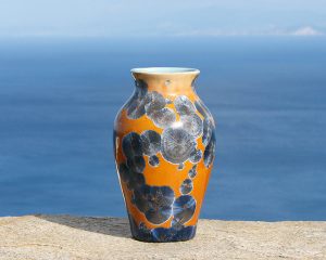 crystalline-vase-silver-blue-on-tan_sifnos-stoneware