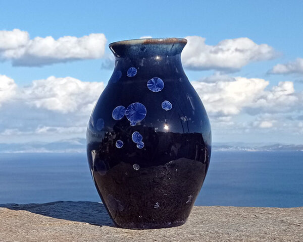 crystalline-vase-blue-on-black2_sifnos-stoneware