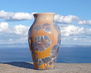 crystalline-vase-blue-silver-on-amber_sifnos-stoneware